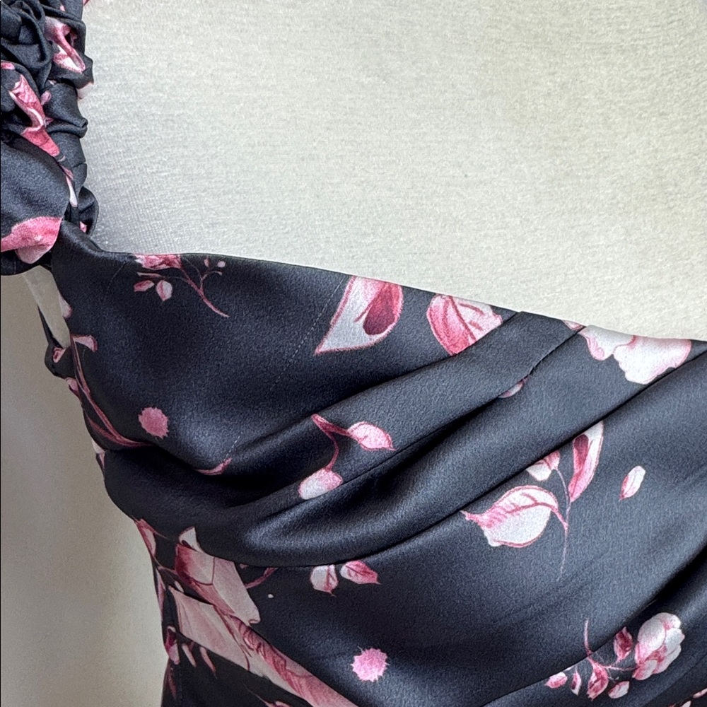 Petal & Pup Arabella Floral Crop Top Size Small Gray Pink - Picture 10 of 12